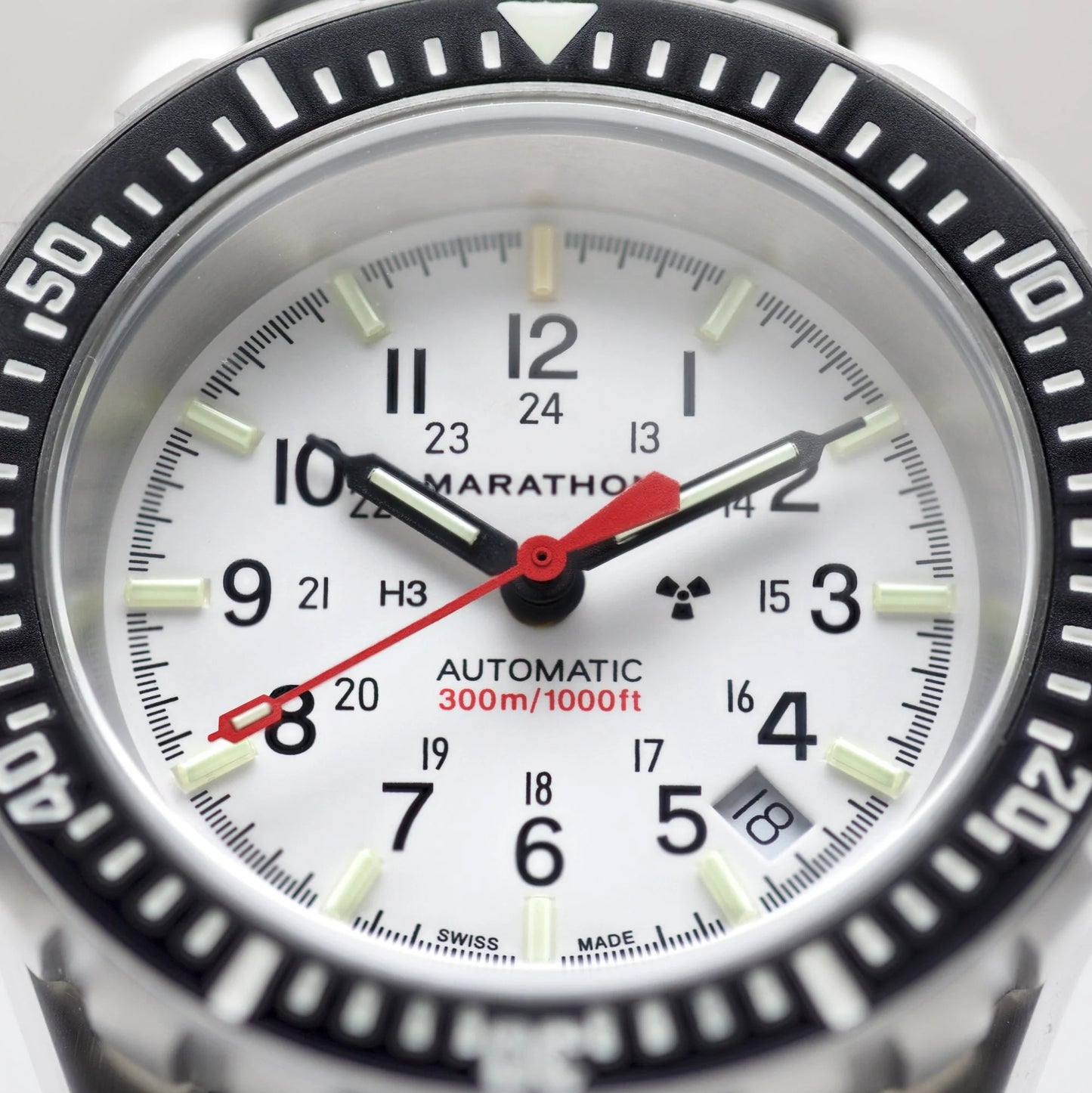 41Mm Arctic Edition Large Diver'S Automatic (GSAR) with Stainless Steel Bracelet