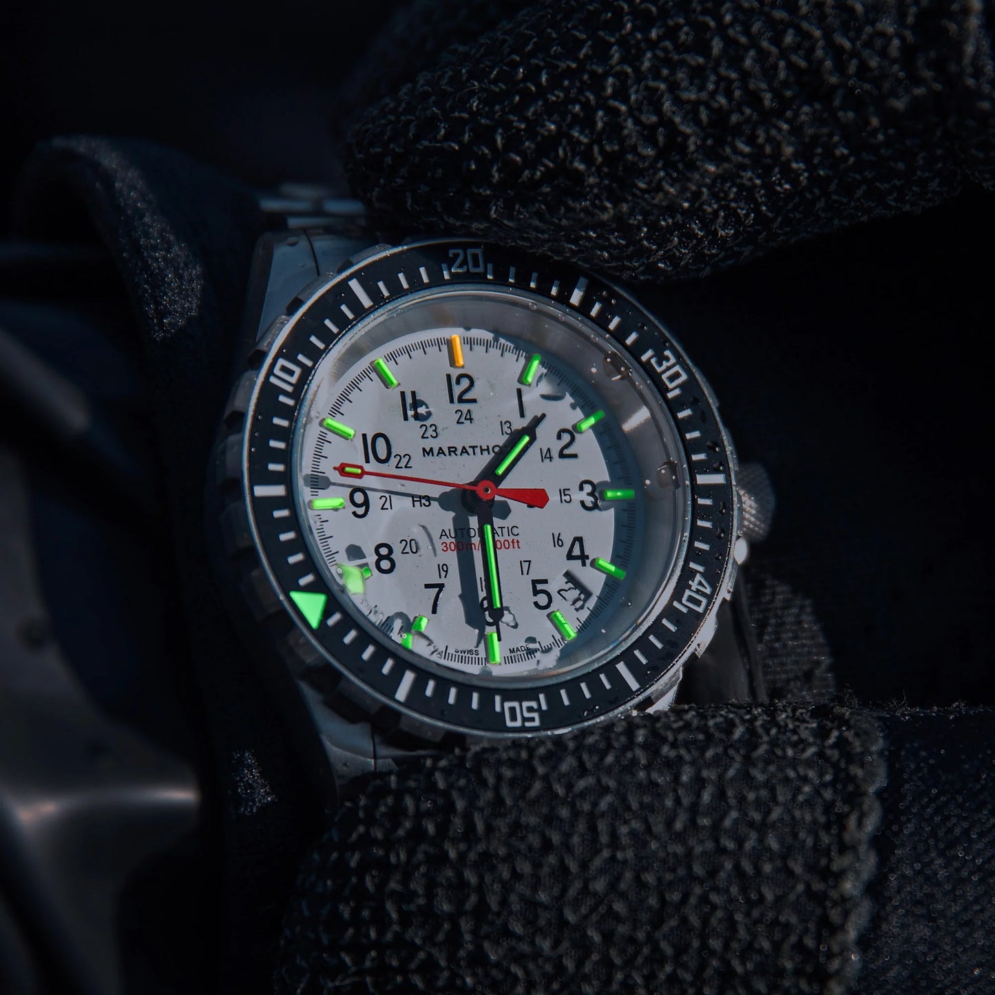 41Mm Arctic Edition Large Diver'S Automatic (GSAR) with Stainless Steel Bracelet
