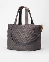 Magnet Large Metro Tote Deluxe