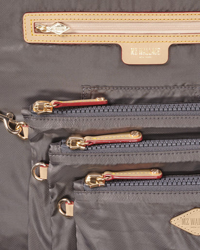 Magnet Large Metro Tote Deluxe