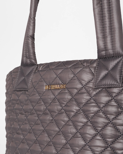 Magnet Large Metro Tote Deluxe